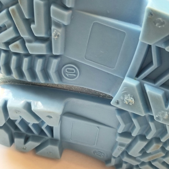 ❗Disney Cinderella Glitter Rainbow Girls Glossy Rain Boots Size 10❗ - Picture 4 of 6